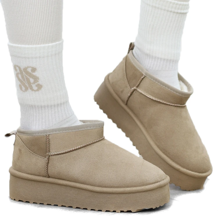 bezowe-buty-zimowe-damskie-ocieplane-niskie-sniego