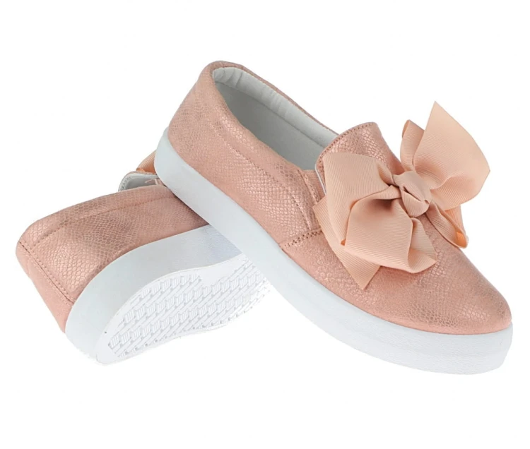 rozowe-trampki-wsuwane-tenisowki-slip-on-z-kokarda