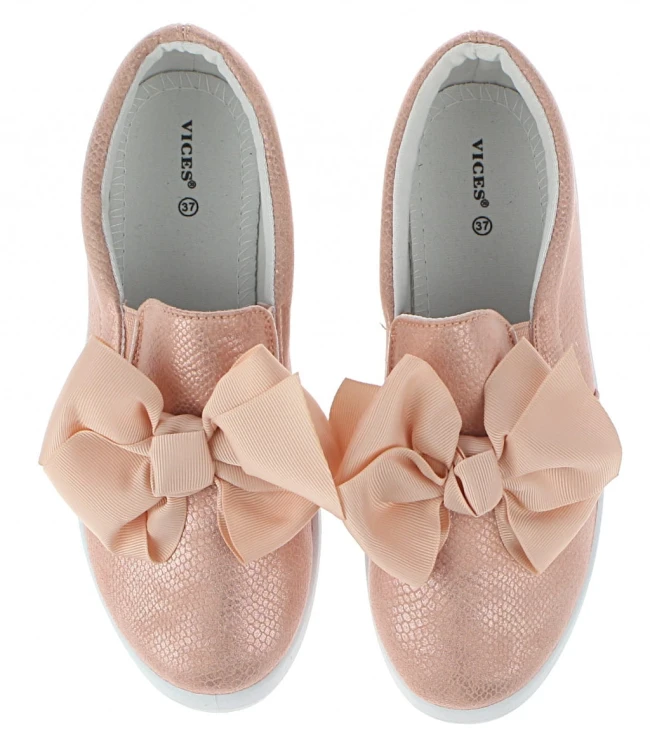 rozowe-trampki-wsuwane-tenisowki-slip-on-z-kokarda
