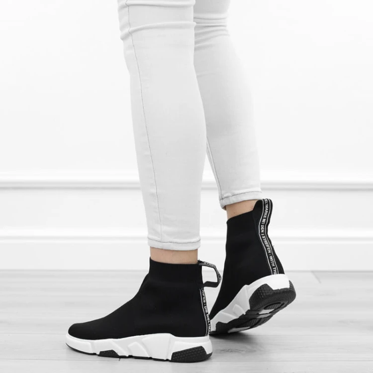 czarne-sportowe-damskie-sneakersy-buty-skarpetkowe
