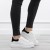 biae-klasyczne-sneakersy-damskie-buty-sportowe-szn