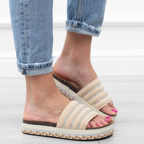 bezowe-klapki-boho-platforma-dzety