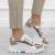 bezowe-biae-eleganckie-buty-sportowe-damskie-sneak