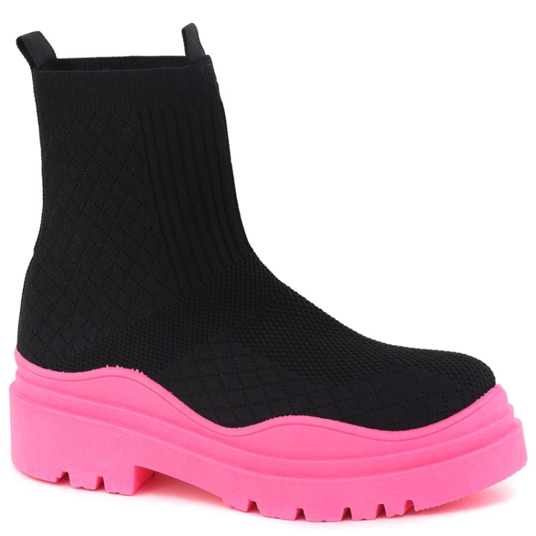fuksja-czarne-sportowe-sneakersy-botki-skarpety