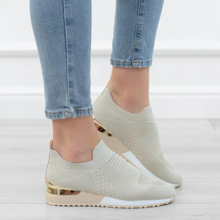 bezowe-zote-sneakersy-adidasy-damskie-wsuwane-wygo