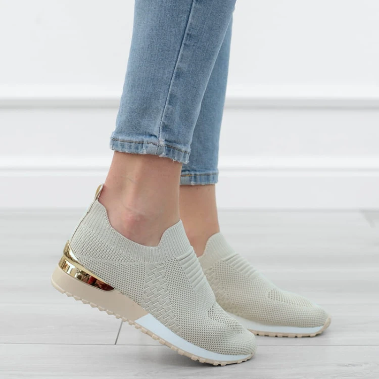 bezowe-zote-sneakersy-adidasy-damskie-wsuwane-wygo