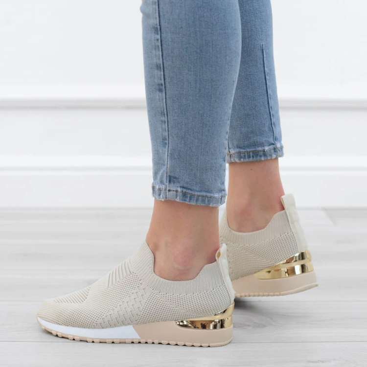 bezowe-zote-sneakersy-adidasy-damskie-wsuwane-wygo
